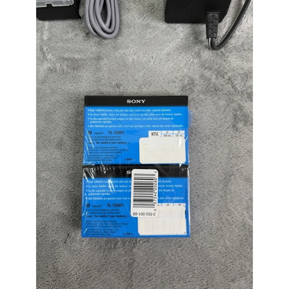 Sony CCD-TR5 Handycam Camcorder Lot As Is Untested